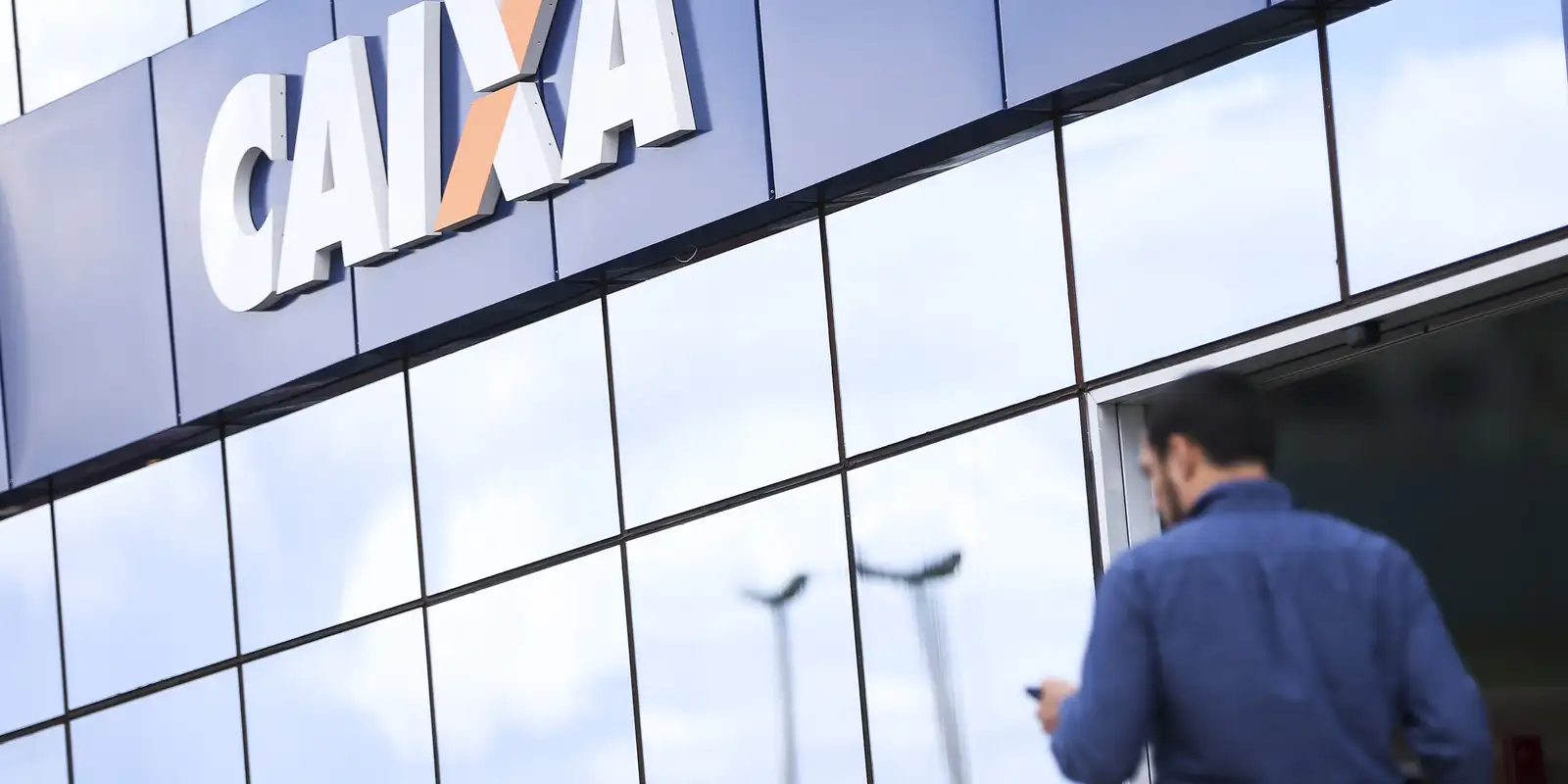 pf-combate-quadrilha-especializada-em-fraudes-bancarias-contra-a-caixa