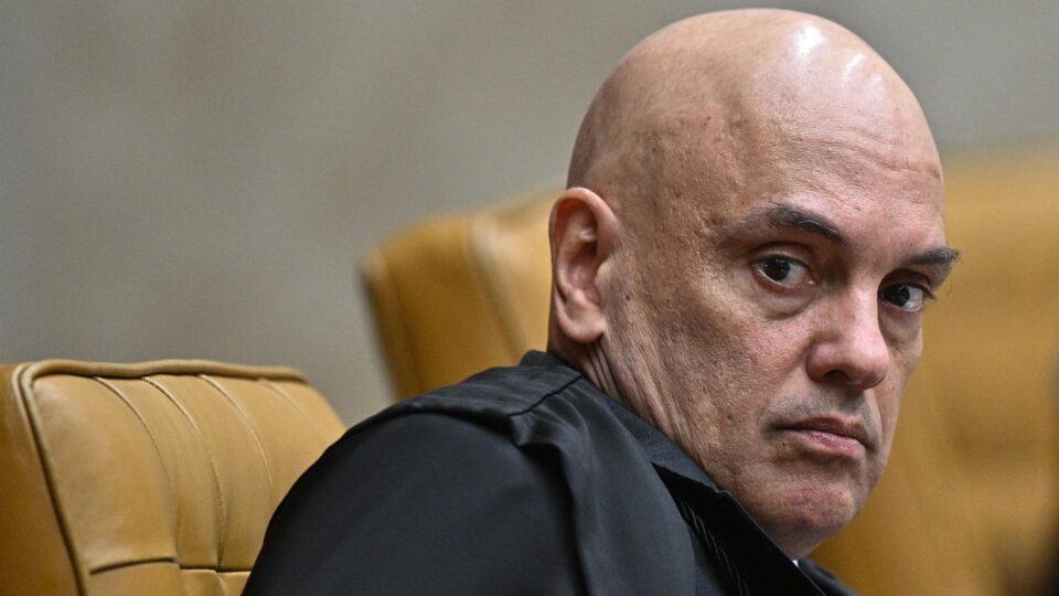 o-que-as-tarifas-do-trump-revelam-sobre-a-democracia-do-brasil?