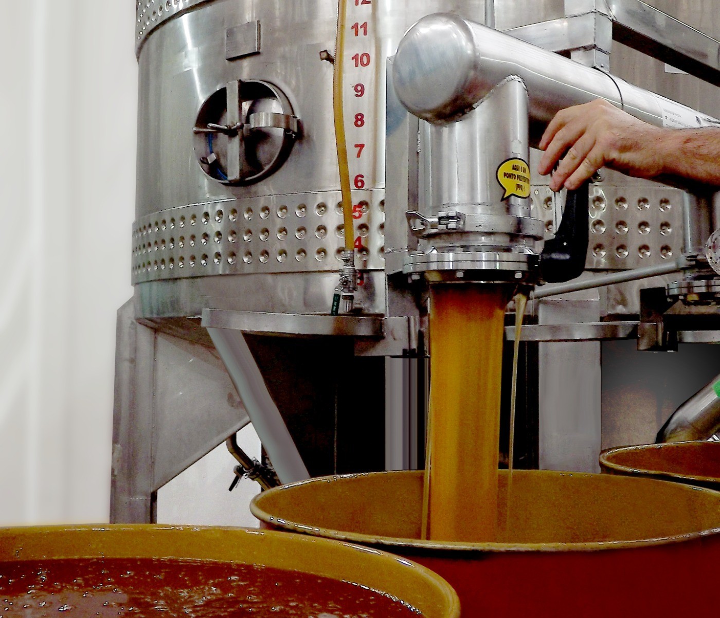 mel-de-sc-com-medalha-de-ouro-internacional-sofre-impacto-com-o-tarifaco-de-trump