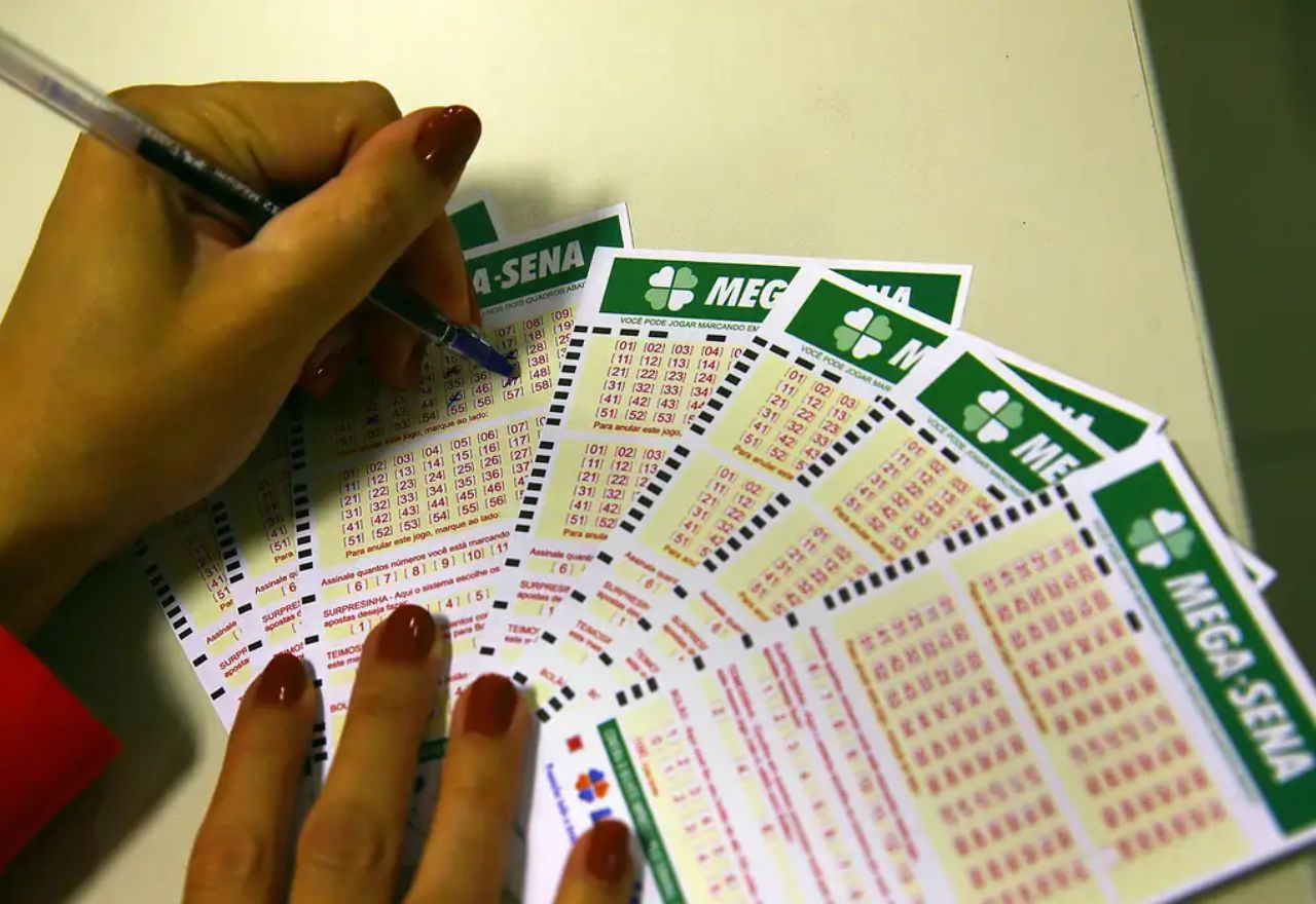 mega-sena-sorteia-premio-de-r$-3,5-milhoes-nesta-quinta-feira-(21)