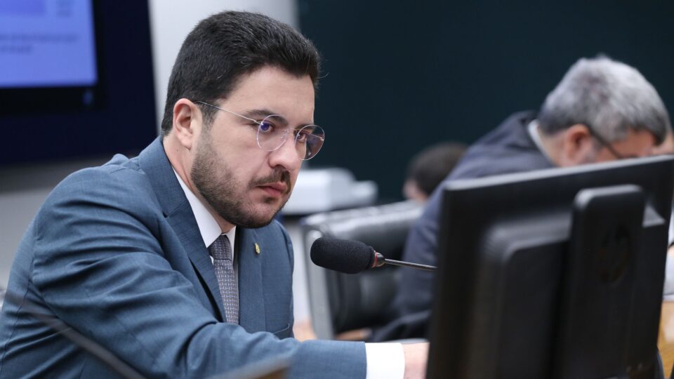 a-censura-por-tras-das-boas-intencoes