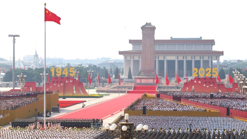 o-grande-desfile-militar-da-china-e-suas-falhas-estrategicas