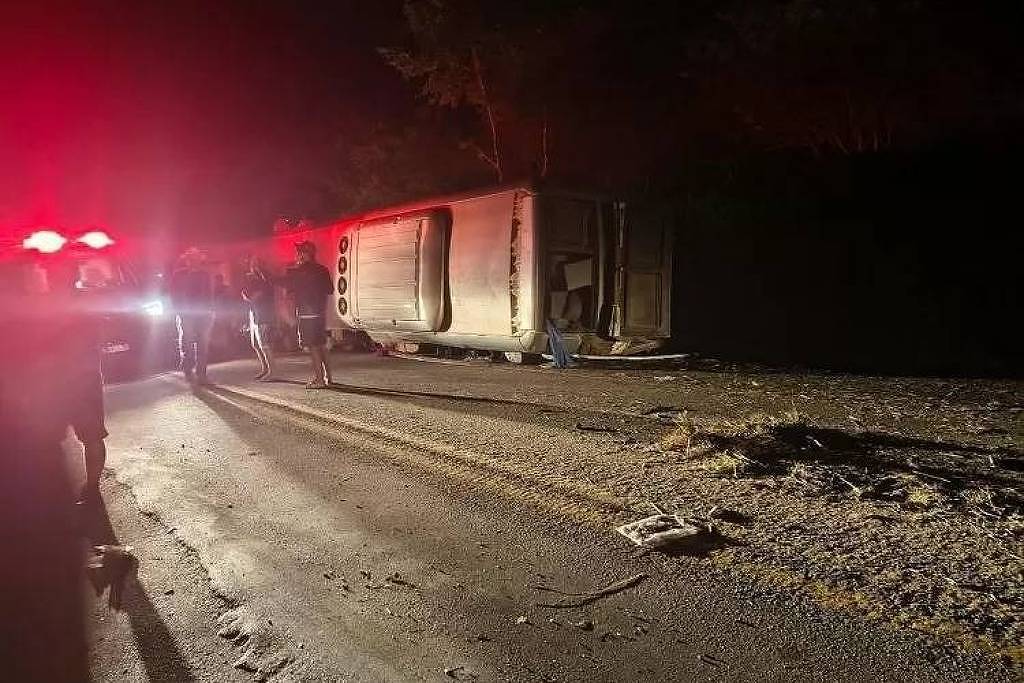 acidente-com-onibus-de-turismo-deixa-mortos-no-agreste-de-pernambuco