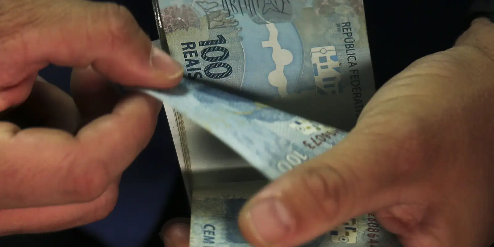caixa-termina-de-pagar-parcela-do-bolsa-familia-de-outubro