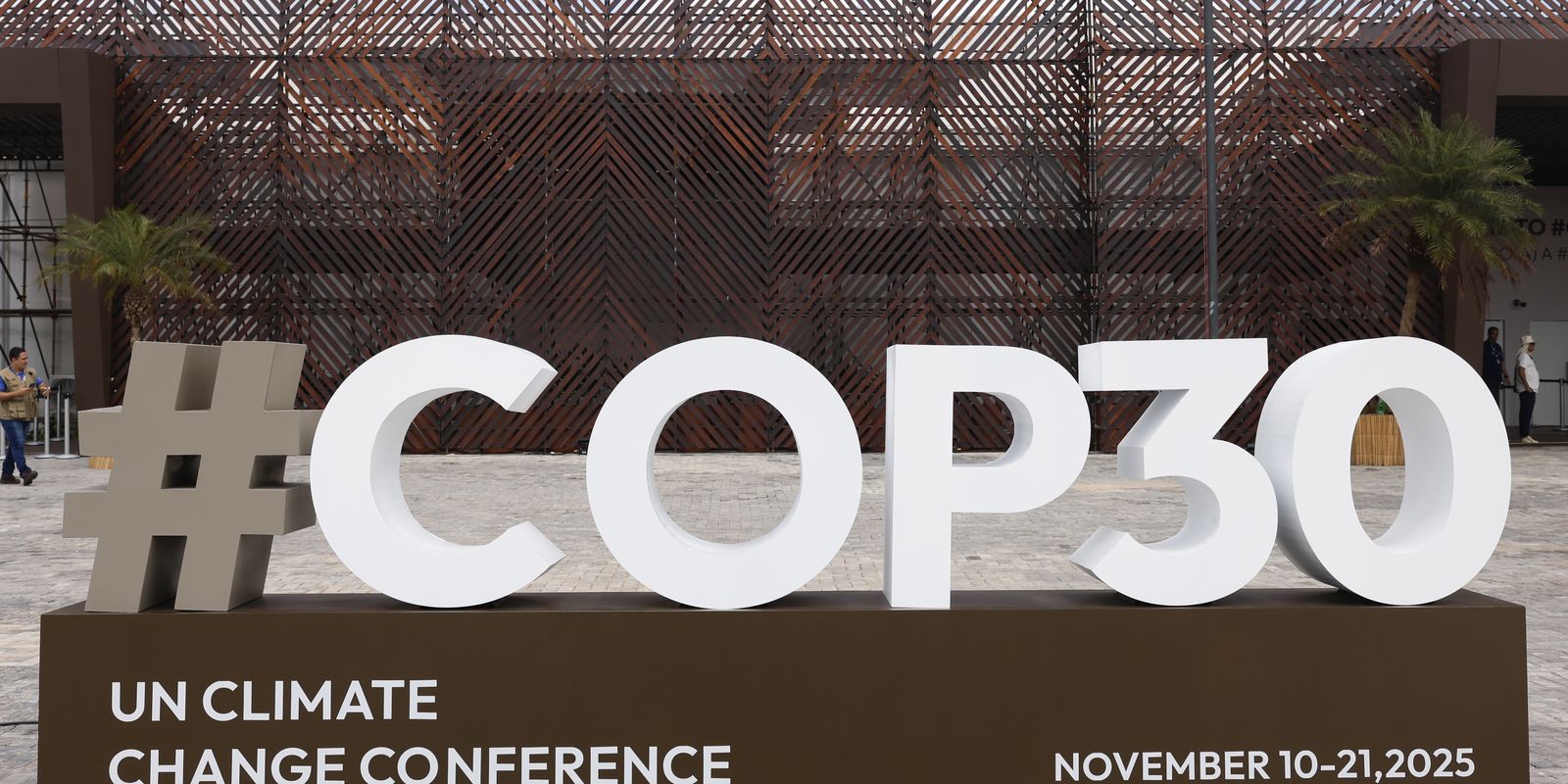 dia-de-abertura-da-cop30-tem-presenca-de-lula-e-nobel-de-economia