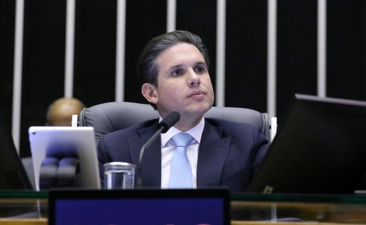 sbt-noticias:-camara-aprova-proposta-para-reduzir-pena-de-condenados-por-tentativa-de-golpe