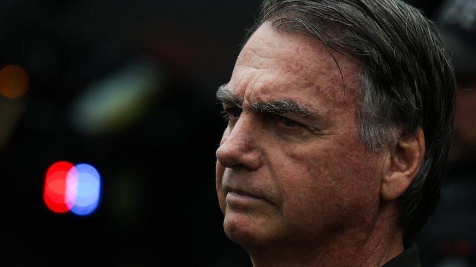 bolsonaro-recebe-alta-e-moraes-nega-pedido-de-prisao-domiciliar