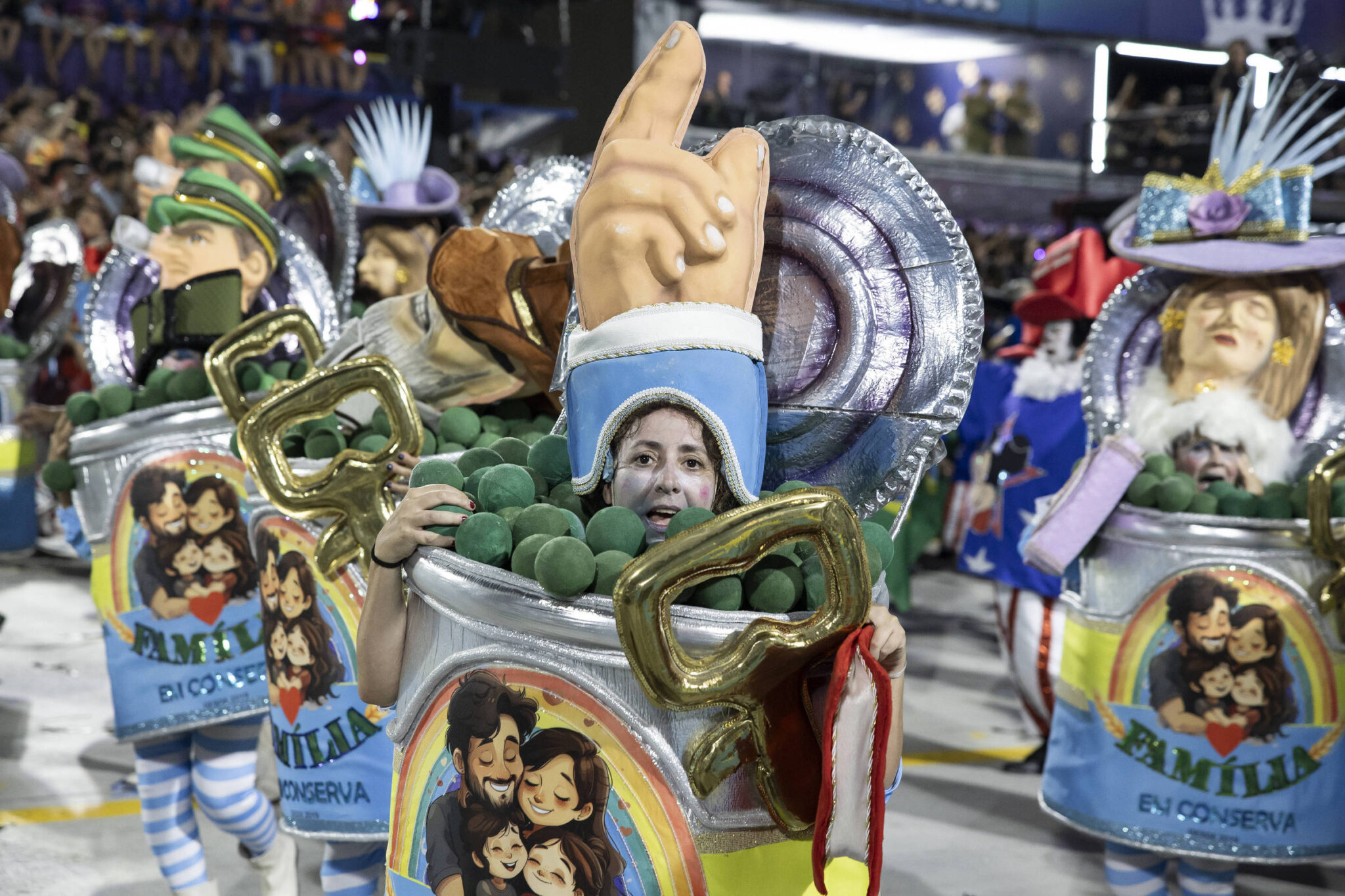 desfile-pro-lula-com-‘familia-em-conserva’-divide-pastores-e-inflama-debate-eleitoral