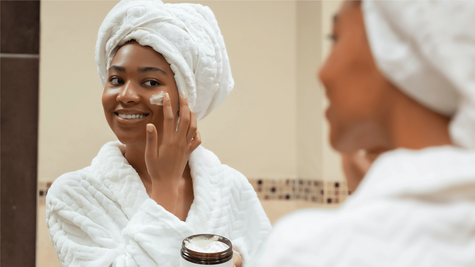 mercado-de-cosmeticos-estima-atingir-us$526,74-bilhoes-em-2033