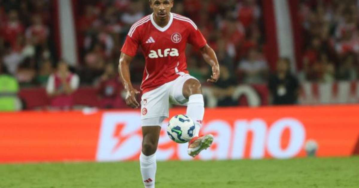 ex-internacional-e-manchester-city,-fernando-anuncia-aposentadoria