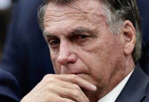 defesa-de-bolsonaro-pede-ao-stf-autorizacao-para-cirurgia-no-ombro