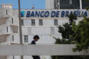 funcionarios-do-brb-sao-alvos-de-operacao-da-policia-civil-sobre-esquema-milionario
