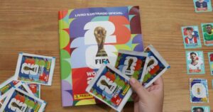 album-da-copa:-figurinhas-viram-ferramenta-de-aprendizado-emocional-para-criancas