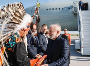 fazendo-o-jogo-da-russia