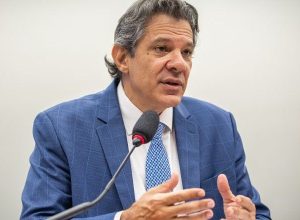 haddad-diz-que-oposicao-e-“irresponsavel”-e-age-para-beneficiar-“meia-duzia-de-empresarios”