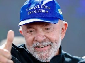 com-tarifas,-trump-vira-inimigo-externo-na-campanha-de-lula,-diz-professora