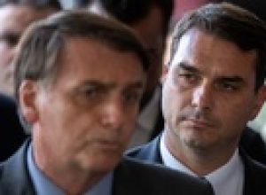 em-meio-a-restricoes-do-stf,-flavio-usa-video-antigo-de-bolsonaro-sobre-7/9