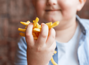 pela-primeira-vez,-obesidade-supera-subnutricao-entre-criancas-e-adolescentes