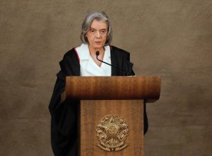 stf-passa-a-usar-‘relatora’-para-ministras-em-processos-apos-pedido-de-entidade