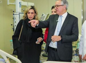 padilha-visita-modelo-de-hospital-inteligente-na-china