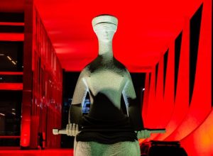 expor-o-abuso-de-autoridade-e-cortar-o-mal-pela-raiz