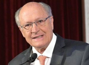 alckmin-diz-que-brasil-deve-bater-recorde-de-investimento-estrangeiro-em-2025