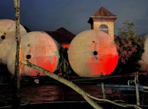 ciclone-atinge-vinicolas,-casas-e-igreja-em-flores-da-cunha,-na-serra-gaucha