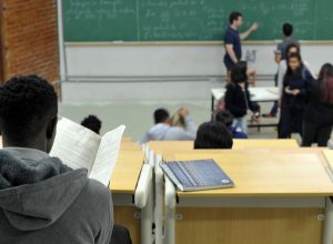 deputados-de-sc-proibem-cotas-raciais-em-universidades-estaduais