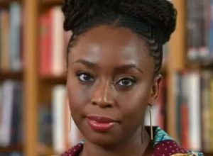 grave!-morre-filho-de-chimamanda-ngozi;-familia-aponta-negligencia-do-hospital