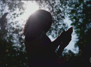 eca-digital:-o-que-muda-na-protecao-online-de-criancas-e-adolescentes-–-o-assunto-#1685