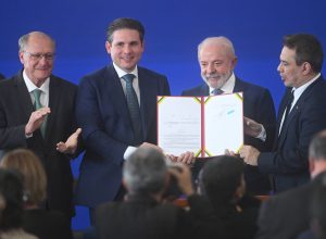 plano-contra-crime-organizado-mira-‘andar-de-cima’,-diz-coordenador-de-programa-de-lula