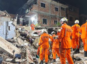 sobe-para-tres-o-numero-de-mortos-em-desabamento-de-predio-na-bahia