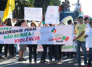 ccj-retoma-nesta-terca-debate-sobre-reducao-da-maioridade-penal