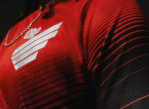 nova-camisa-coloca-athletico-no-topo-de-ranking-da-serie-b